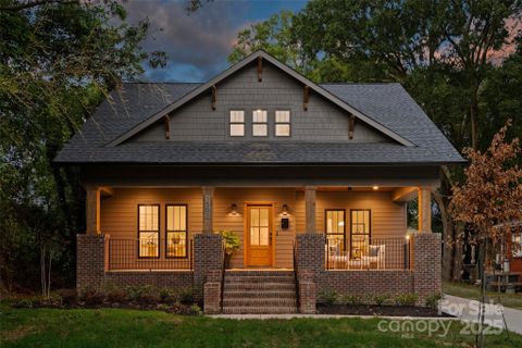 1501 Mimosa Avenue