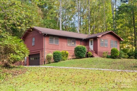 234 Fallen Timber Road sold home in Brightwater Heights, Hendersonville, NC