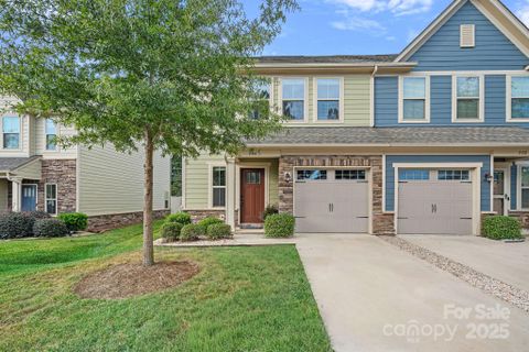 206 Scenic View Lane