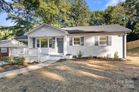 4416 Tillman Road sold home in Beechwood Acres, Charlotte, NC