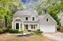 2001 Tanfield Drive sold home in Matthews, SC