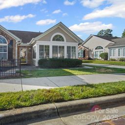 248 Lone Oak Circle
