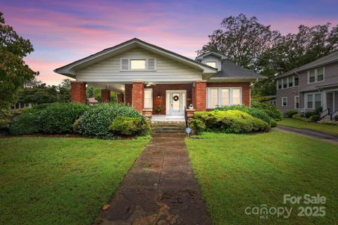 207 Maupin Avenue sold home in Fulton Heights, Salisbury, NC