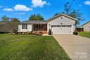 1641 Farmington Hills Drive sold home in Conover, SC