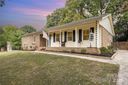 6214 Ropley Court sold home in Charlotte, SC