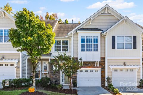 7410 Calhoun Falls Drive sold home in The Woodlands, Rock Hill, SC