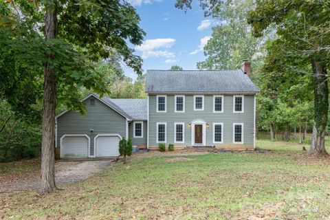 11539 Gelding Drive sold home in Steeplechase, Charlotte, NC