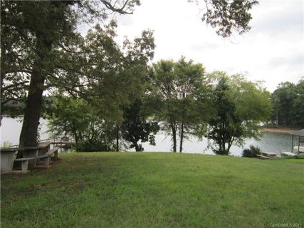 536 Joslin Pointe None 7