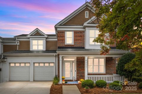 19527 Crosstrees Lane sold home in Harborside, Cornelius, NC