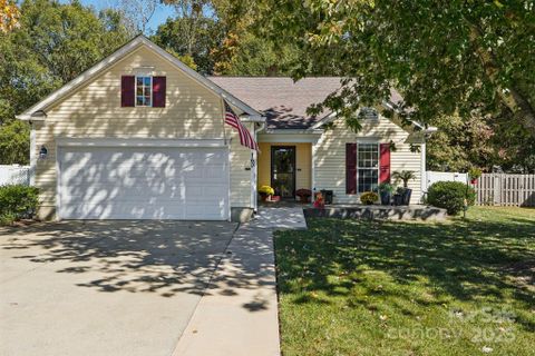160 Brookstone Drive sold home in Runnymeade, Mount Holly, NC