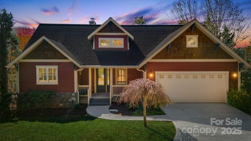 2 Oakhaven Terrace sold home in Eastwood Village, Asheville, NC