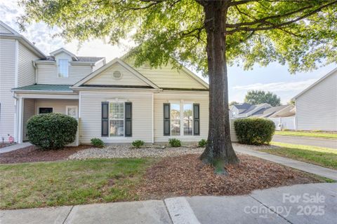 6315 Professional Boulevard pending home in Harrisburg Town Center, Harrisburg, NC