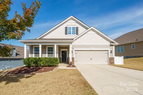 3692 Summer Haven Drive sold home in Bridgewater At Sherrills Ford, Sherrills Ford, NC
