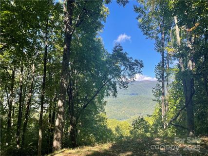 768 Boar Ridge Road pending home in Balsam Mountain Preserve, Sylva, NC