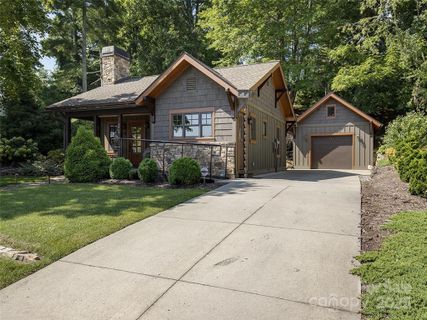 49 King Street sold home in Brevard - City, Brevard, NC