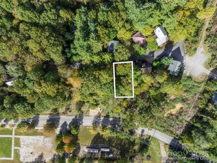 6 Whitman Lane