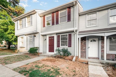 7324 Pebblestone Drive sold home in Waterford, Charlotte, NC