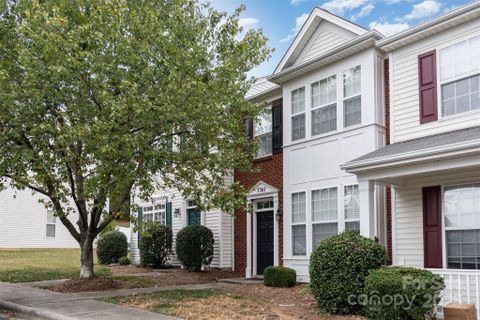 7367 Laurel Valley Road sold home in The Mews At Laurel Valley, Charlotte, NC