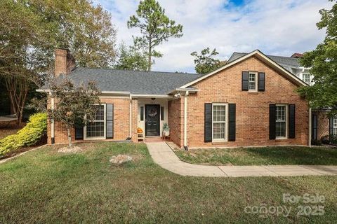 7514 Red Oak Lane sold home in Carmel Hollow, Charlotte, NC