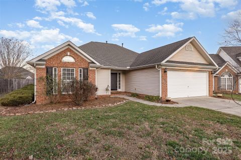 1514 Williamsburg Lane sold home in Colonial Village, Monroe, NC