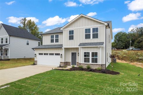 1335 Winged Way 4