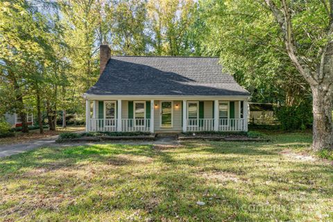 Homes in Wexford, Charlotte