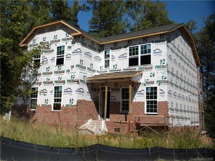 Previously sold for $265,628