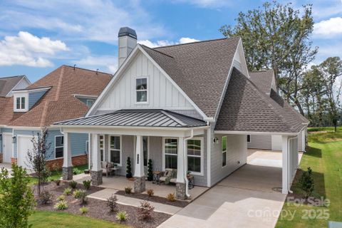 4319 Morning Mist Drive 2