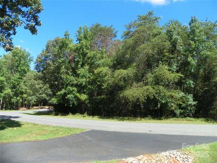 565 Whisper Lake Drive
