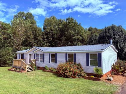 2936 Grace View Place sold home in Grace Point, Granite Falls, NC