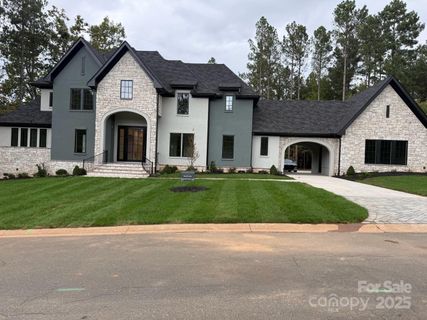 2012 Gladelynn Court