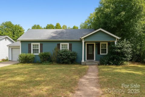 827 Drummond Avenue sold home in Plaza Hills, Charlotte, NC