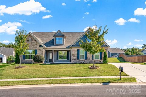 107 Morden Loop pending home in Wellesley, Mooresville, NC
