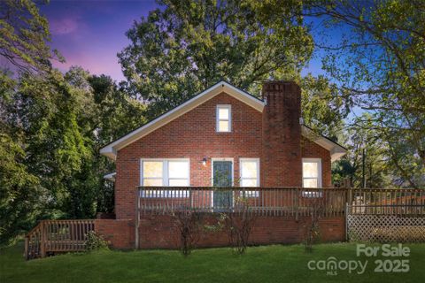 615 W Park Drive sold home in White Oaks, Monroe, NC