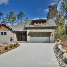 48 Crossings Circle