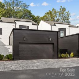 9004 Tynecastle Commons Court