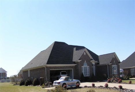 2932 Woodfield Lane