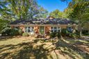 5926 Sharon Road sold home in Charlotte, SC