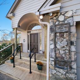 481 Overlook Drive