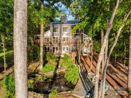 122 Mountain Harbor Drive sold home in Old Mountain Harbor, Lexington, NC
