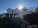 1425 Knob Creek Drive sold home in Gastonia, SC