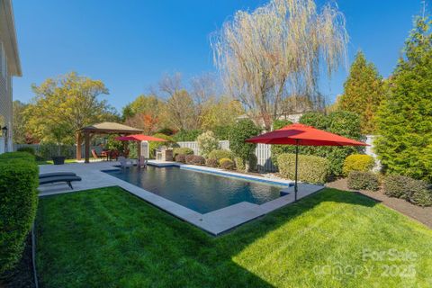 2520 Harlington Lane sold home in Nottingham Estates, Charlotte, NC