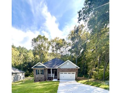 2915 Noritake Trail