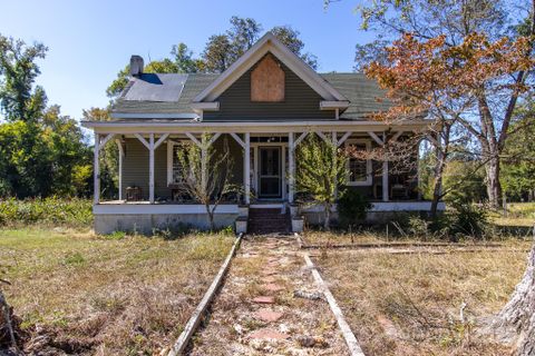 3062 Michelle Drive