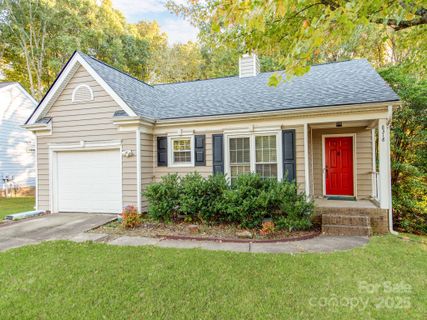 8318 David Lee Lane sold home in Morris Village, Charlotte, NC