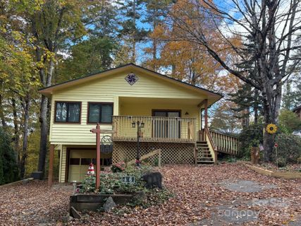 6 Ridgewood Lane