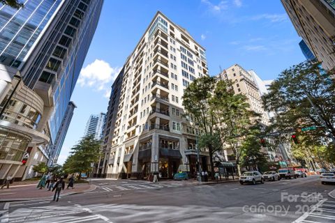 230 S Tryon Street