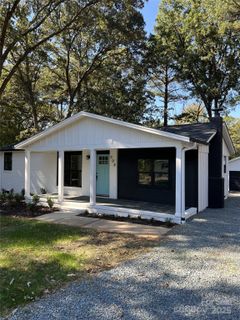 Homes in Hillcrest, Waxhaw