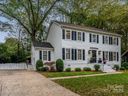 4913 Crooked Oak Lane sold home in Charlotte, SC