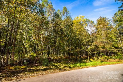 66 Seminole Drive sold home in Creekside Village, Maiden, NC